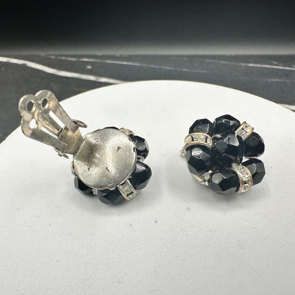 Vintage Black Bead Cluster Clip On Earrings Silver Tone Rhinestone Spacer Womens - Picture 10 of 10